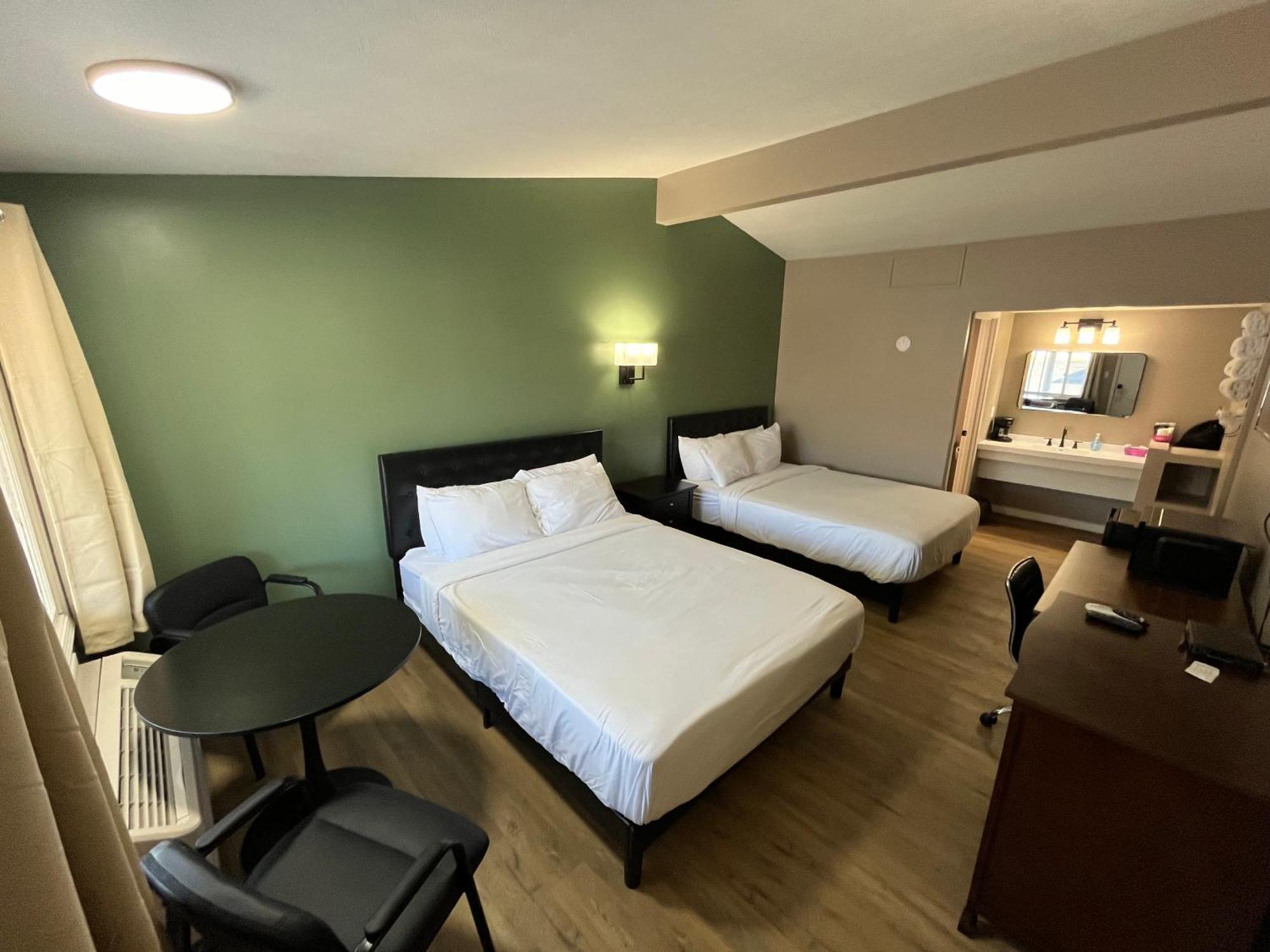 Valley Inn And Suites French Lick Exteriör bild